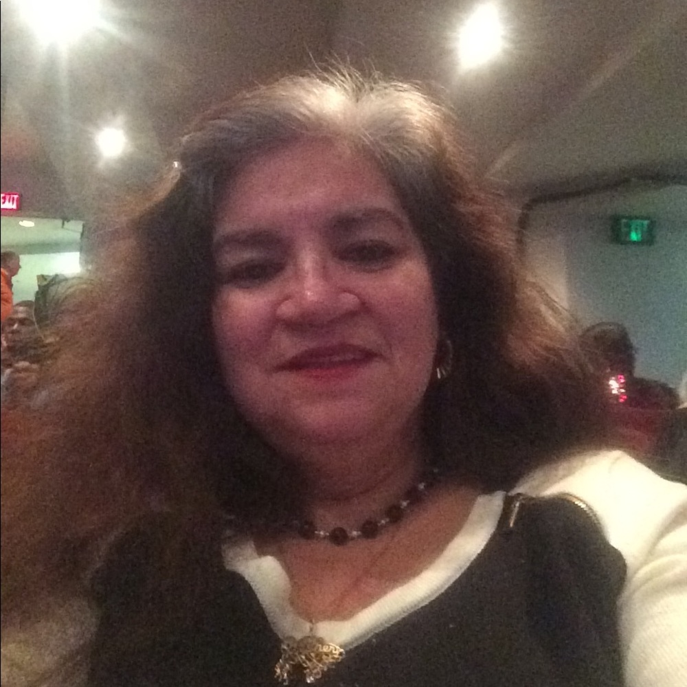 Meet your Posher, Maria judith